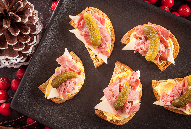 Dinner Cocktail | Smoked Meat Canapés